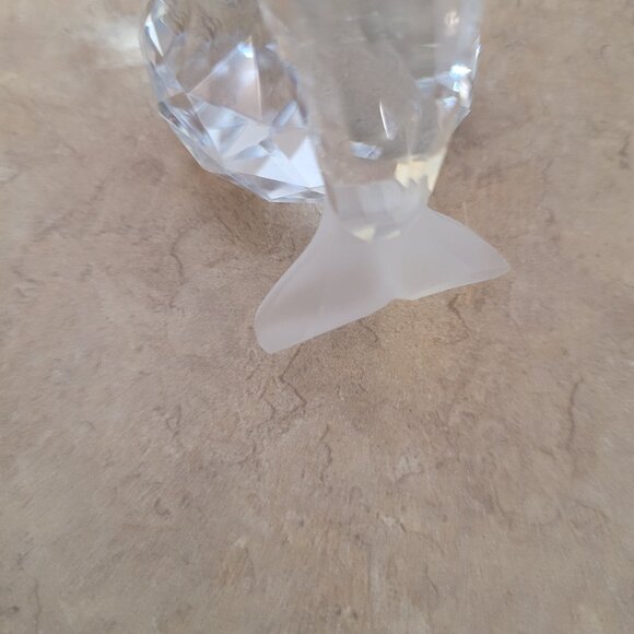 Crystal Dolphin on a Ball Figurine / Paper Weight - Picture 8 of 8